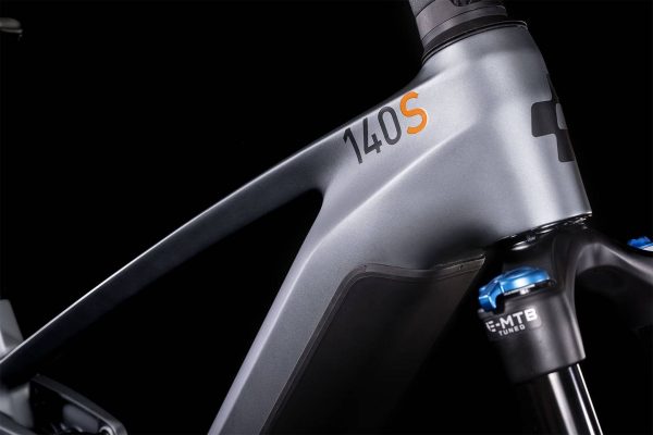 hybrid8